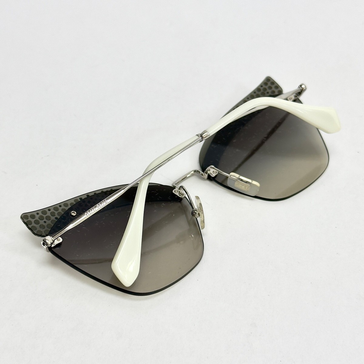 MIU MIU MU56TS Sunglasses Miu Miu Sunglasses - SMU56T - I18147 – Trovelle main image 4