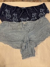 2 Pairs Ladies Knickers BNWT - Size 16
