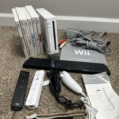 Nintendo Wii White Console Bundle - Remotes, Nunchuks, Sensor Bar, and Games