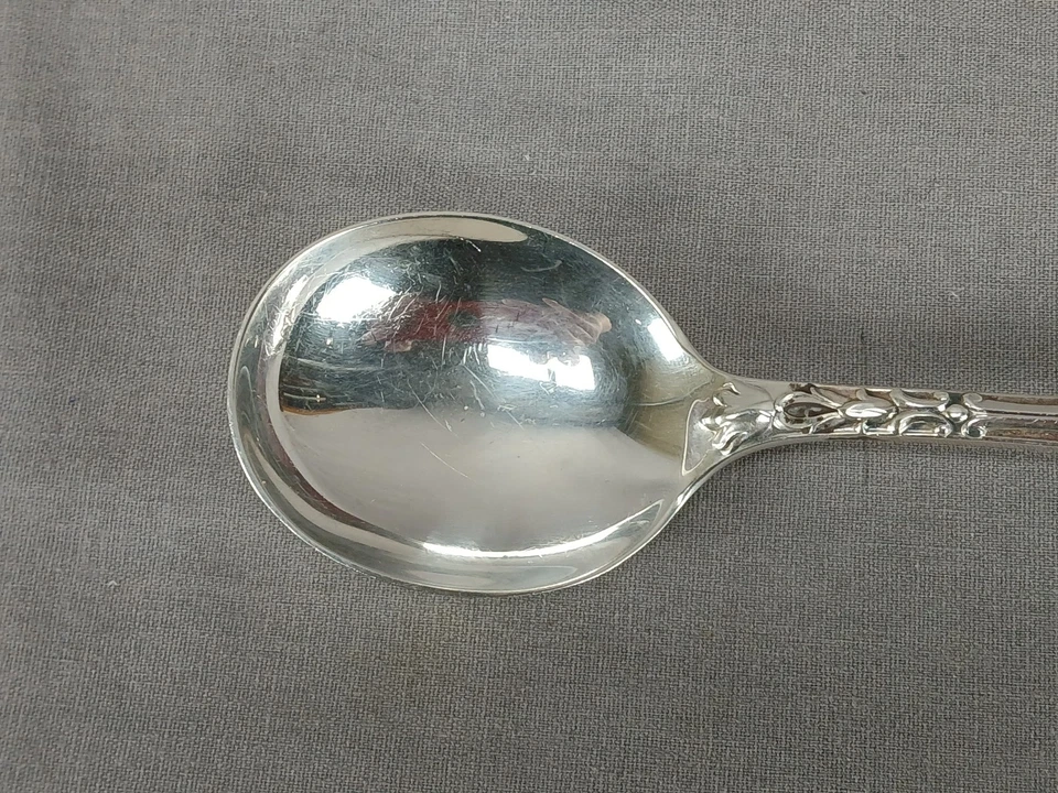 Vintage Kirk Quadrille Pattern Sterling Silver Monogrammed Cream Soup Spoon - Image 4 of 4