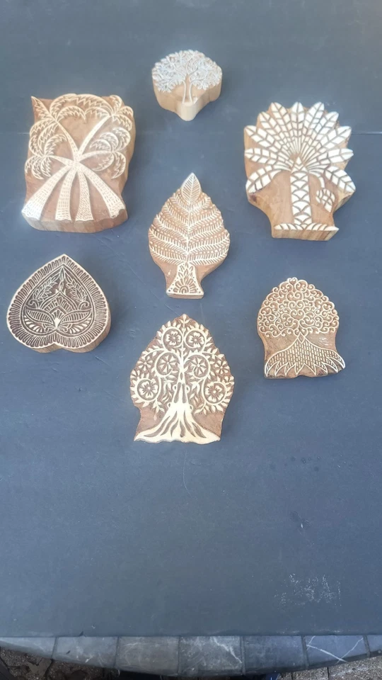 Лот из 7 деревянных текстильных вырезанных вручную блоков марок с красивой печатью.  Различные размеры - Изображение 3 из 4