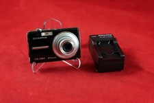 Olympus FE-280 8MP Digital Camera w/ 1GB XD Card, Nikon Battery w/ Charger