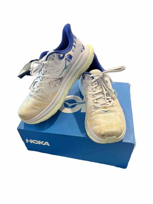 Hoka Women\'s White Running Shoe with Yellow and Blue Logo Amazon.com | Hoka Clifton 9 Running Shoes Donna White Blue  main image 3