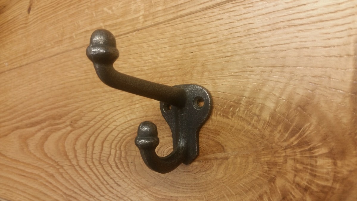Arts & Crafts Style Cast Iron Coat Hook Hanger - Mackintosh Design Door Rack With 3 Pegs