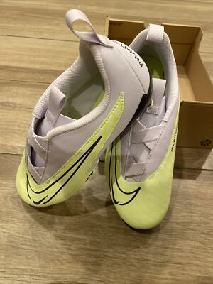 Youth Sz 6 Volt Nike JR Phantom GX Acad FG/MG Soccer Cleats DD9549