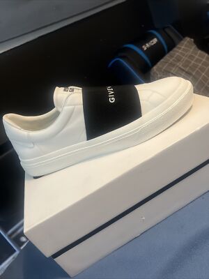 Givenchy Size 48