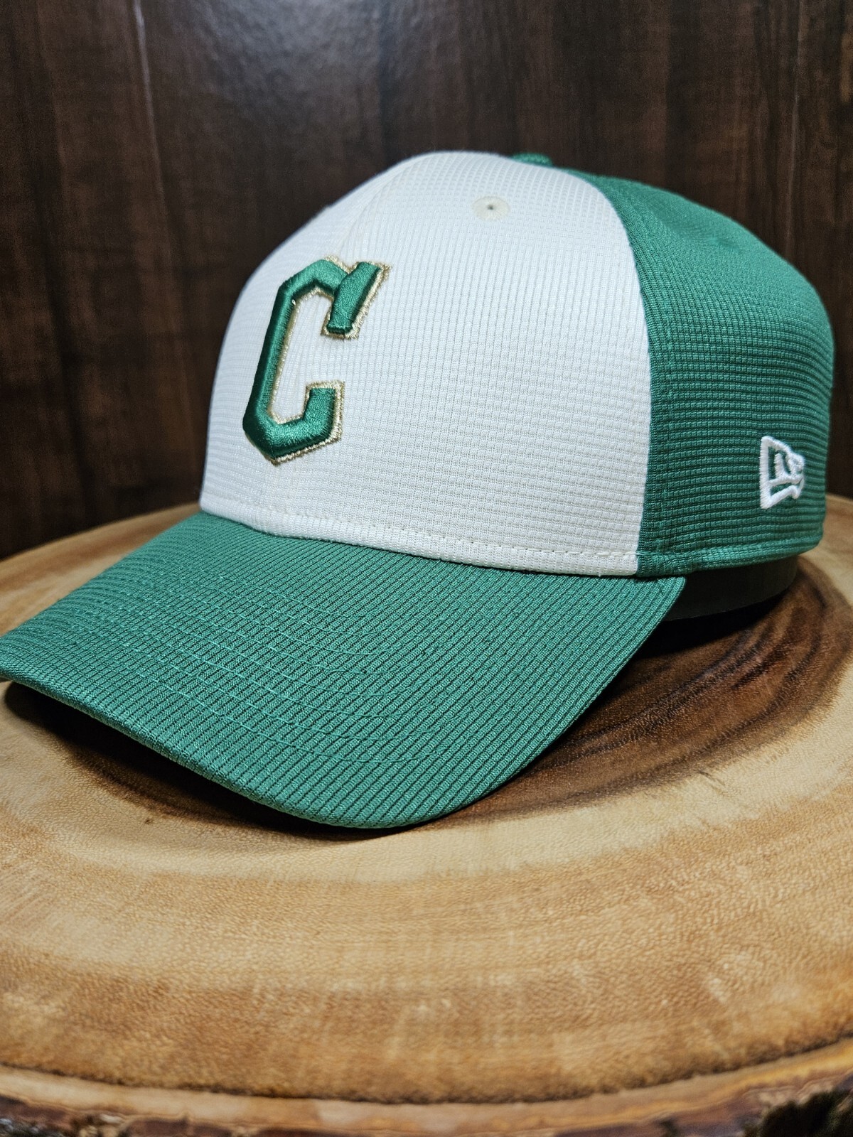 Cleveland Guardians St Patricks Day New Era 39Thirty Stretch Fit Cap Size L XL