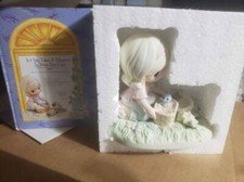 Precious Moments  It Only Takes A Moment To Show You Care  2007 With Box