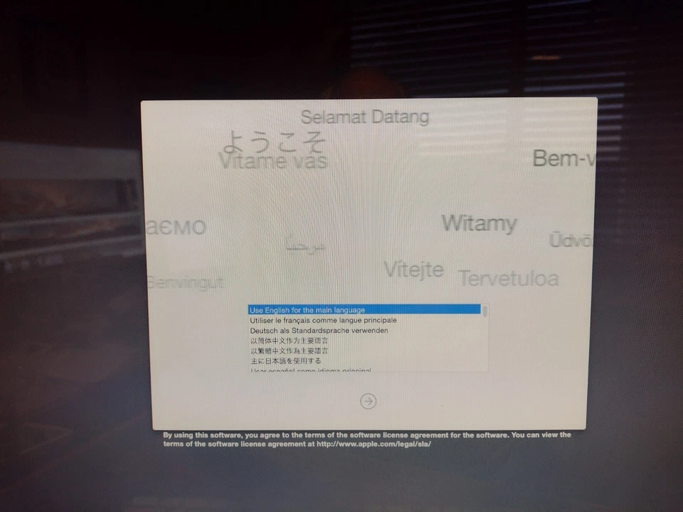 Apple iMac A1224 20" 2.4 GHz 250GB HDD  Keyboard, Mouse, Tested - Image 2 of 4