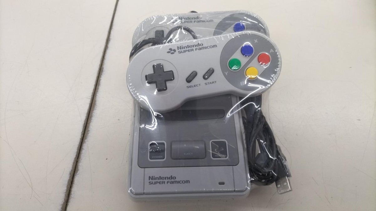 NINTENDO CLV-301 Classic Mini Super Famicom Game Console From