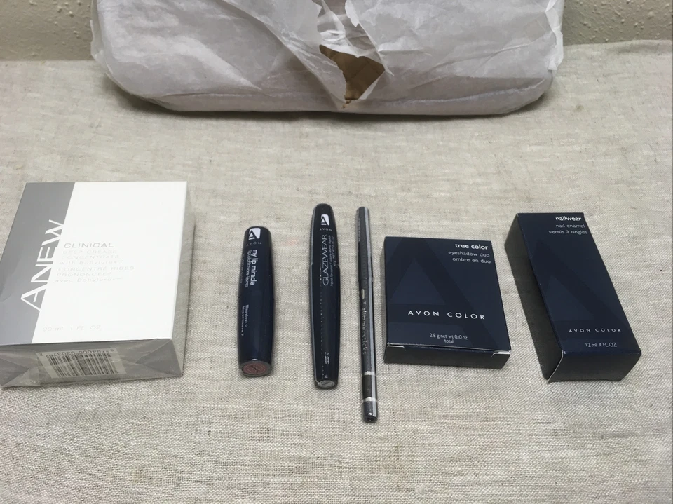 Avon True Color Iced Pastel Eyeshadow +Lip Miracle+glimmerstick+gloss+deep #44 - Image 2 of 4