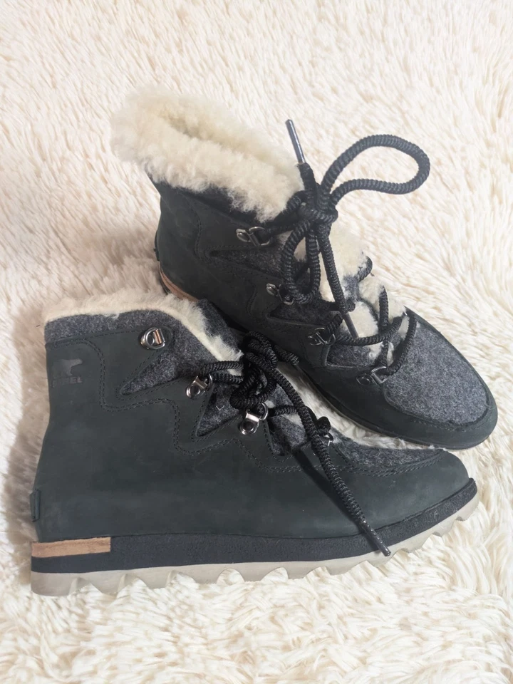 Sorel Sneakchic Alpine Holiday Shearling Waterproof Cold-Weather Boots, Size 7.5 - Image 4 of 4