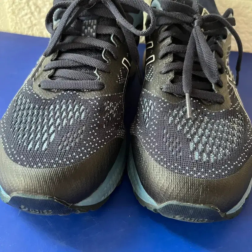 Asics Gel Kayano 26 Running Shoes - Size 250, Slight Defect thumbnail 5