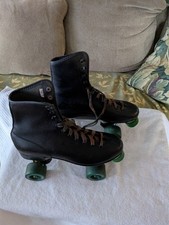 VINTAGE ROLLER DERBY MEN'S BLACK LEATHER ROLLER SKATES GREEN URETHANE WHEELS SZ7