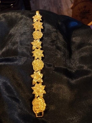 Vtg Runway Elegant MONET 80s Gold Plated Floral Bracelet