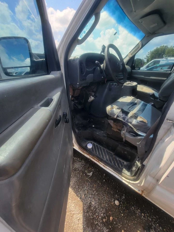 Rueda 16x7 acero 4 ranuras para furgoneta Ford E250 92-07 1620671 Foto 3 de 4