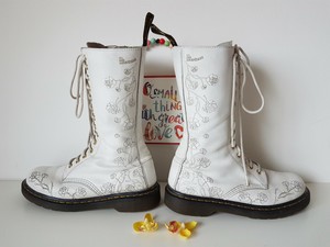 wedding dr martens