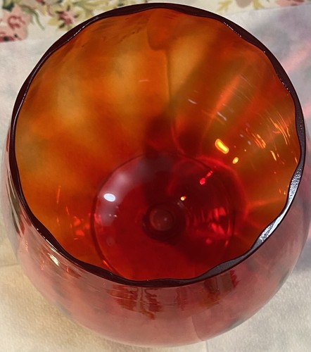 Vintage Hand Blown Red Glass Vase / Goblet. 1960s - Picture 4 of 6