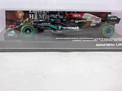Minichamps Mercedes-AMG Petronas F1 Team W12 L. Hamilton Russian GP 2021