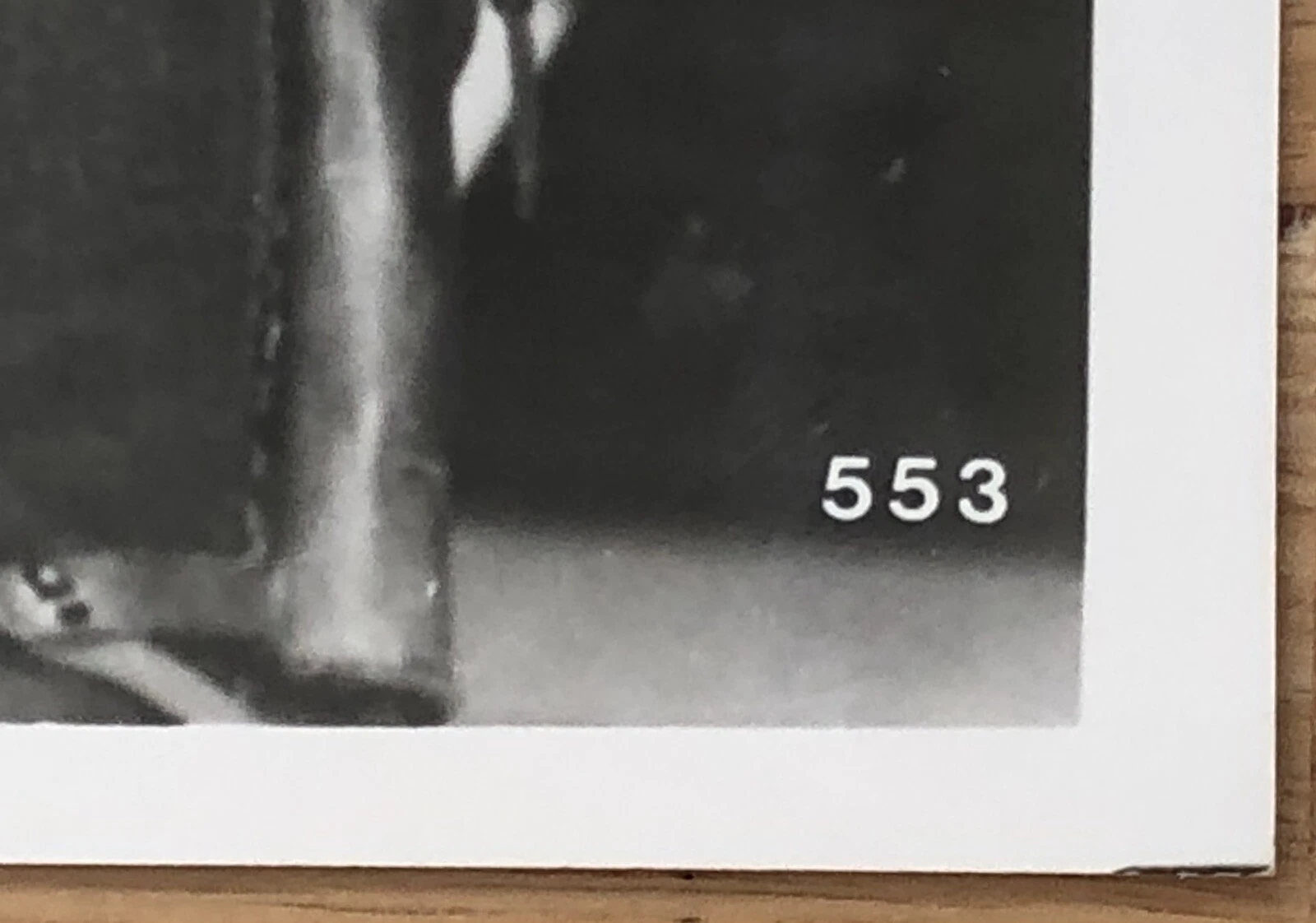 ビンテージ スターウォーズ Han Solo Battle Pose 8インチ x 10インチ 光沢のあるプロモーション B & W 写真 - 画像3/4