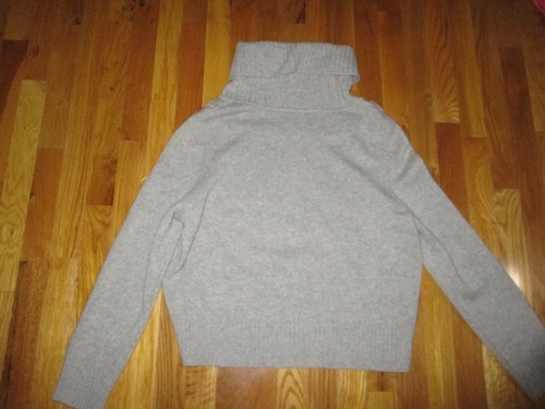 Ladies Antonio Melani Amelia Gray 100% Cashmere Cowl Neck Sweater Size XL - Picture 4 of 5