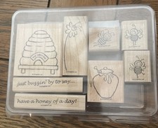 JUST BUZZIN' BY / HONEY BEE SET - STAMPIN  UP Wood Rubber Stamps NEW w/Case