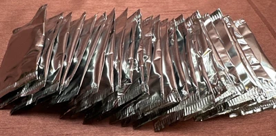 Panini Caps Euro 96 Fußball Snickers NEU OVP 25 Tüten mit je 3 Caps - Bild 1 von 4