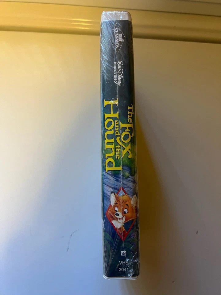 Disney VHS Tape - The Fox And The Hound Black Diamond Collection SEALED - Image 3 of 4
