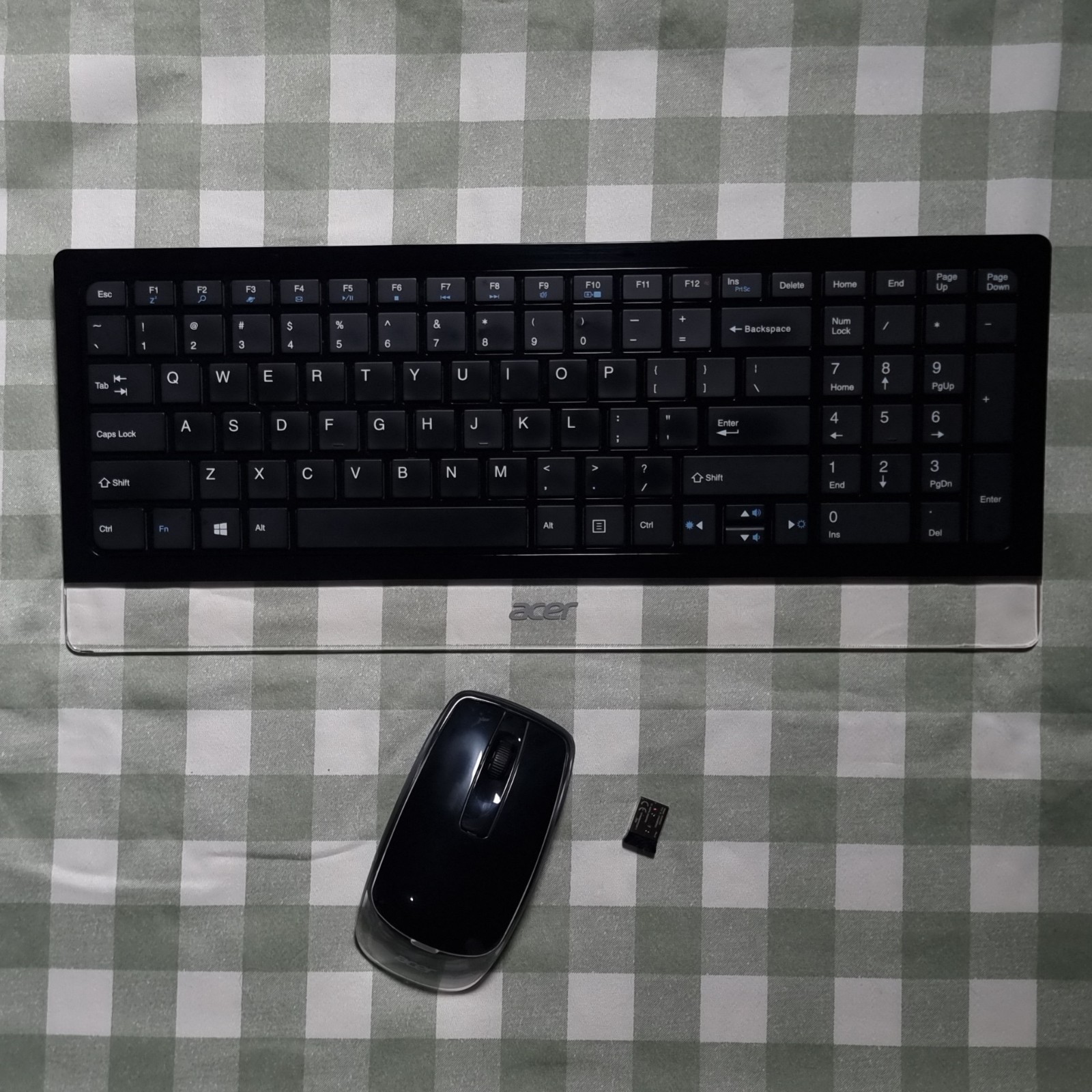 Acer Aspire Wireless USB Keyboard KBRF65211 & Mouse MORFG3UL