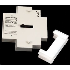 Allen Bradley, 100-MCA00, Mechanical Interlock Kit, CM7
