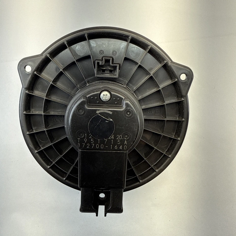 Ventilador de aire interior Mazda MX-5 Miata 016-2023 OEM DF7161B10 / NA1P61B10 Foto 4 de 4
