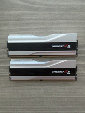 G.Skill Trident Z5 RGB 32GB 2x 16GB DDR5 6400MHz C32 F5-6400J3239G16GX2-TZ5RS