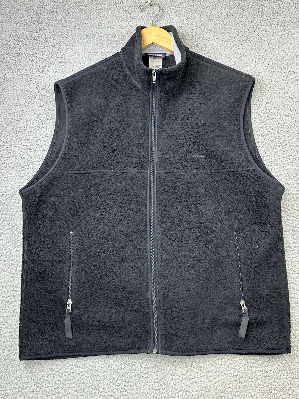 patagonia synchilla fleece full zip outdoor hiking jacket