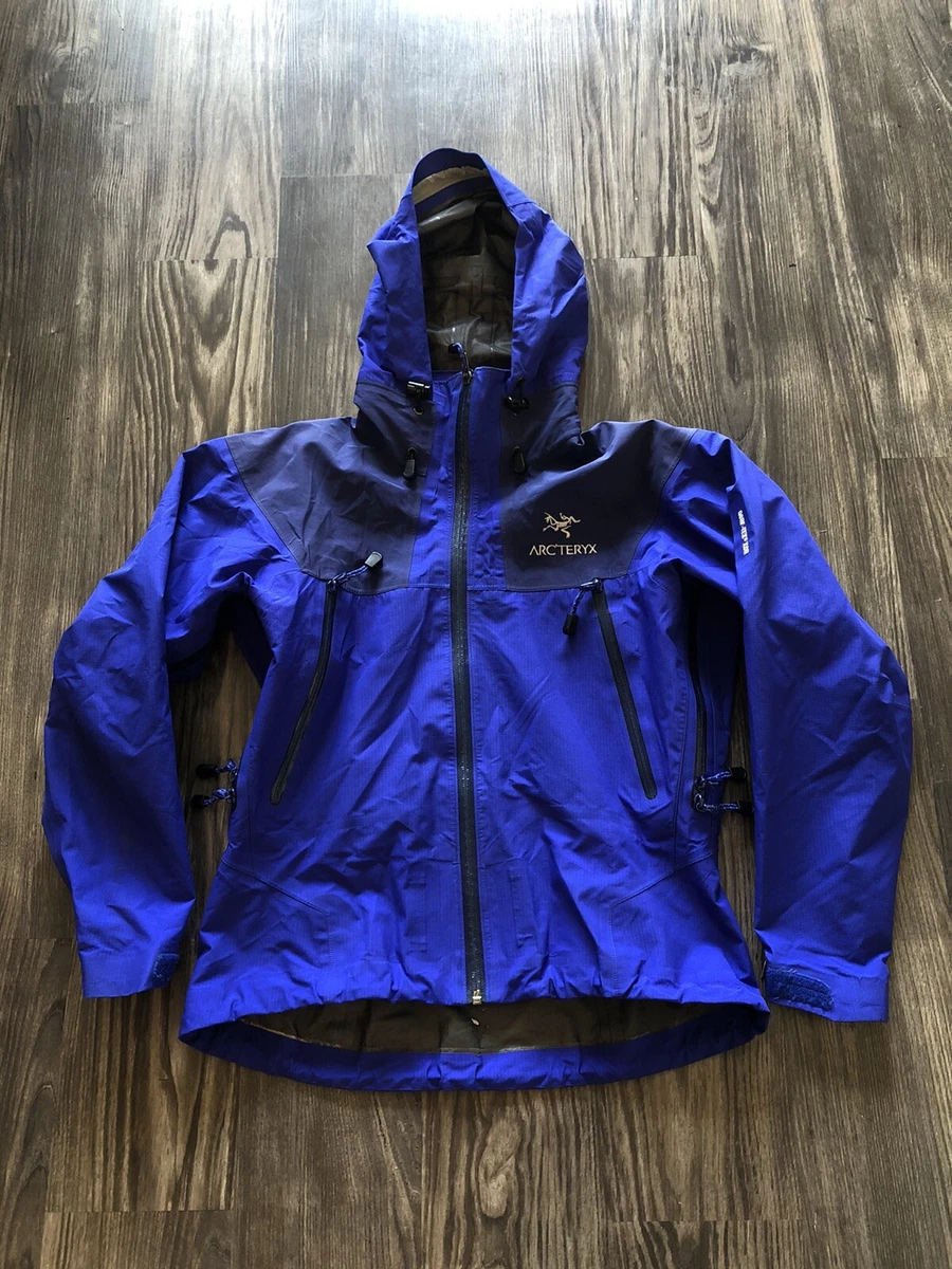 Arcteryx Beta AR Women's Jacket Sz Small Too Blue Made In Canada