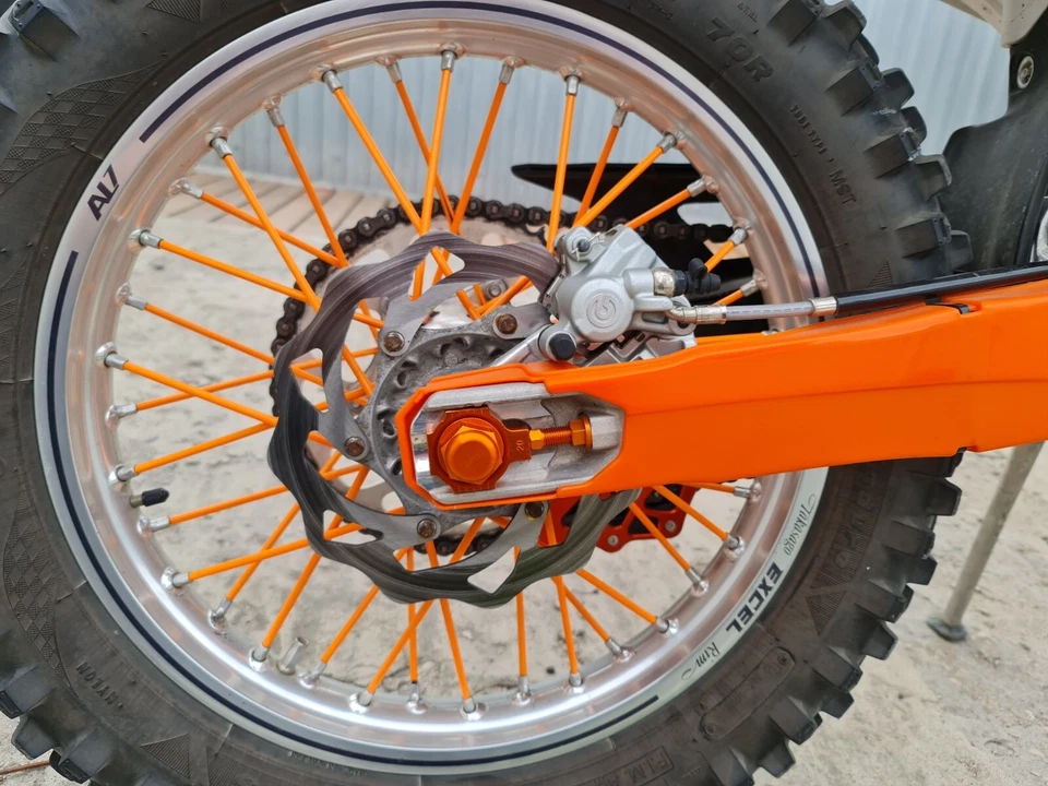 Rear Wheel Chain Tensioner Adjuster Blocks Axle For Husaberg FE250 FE450 FX450 - Image 2 of 4