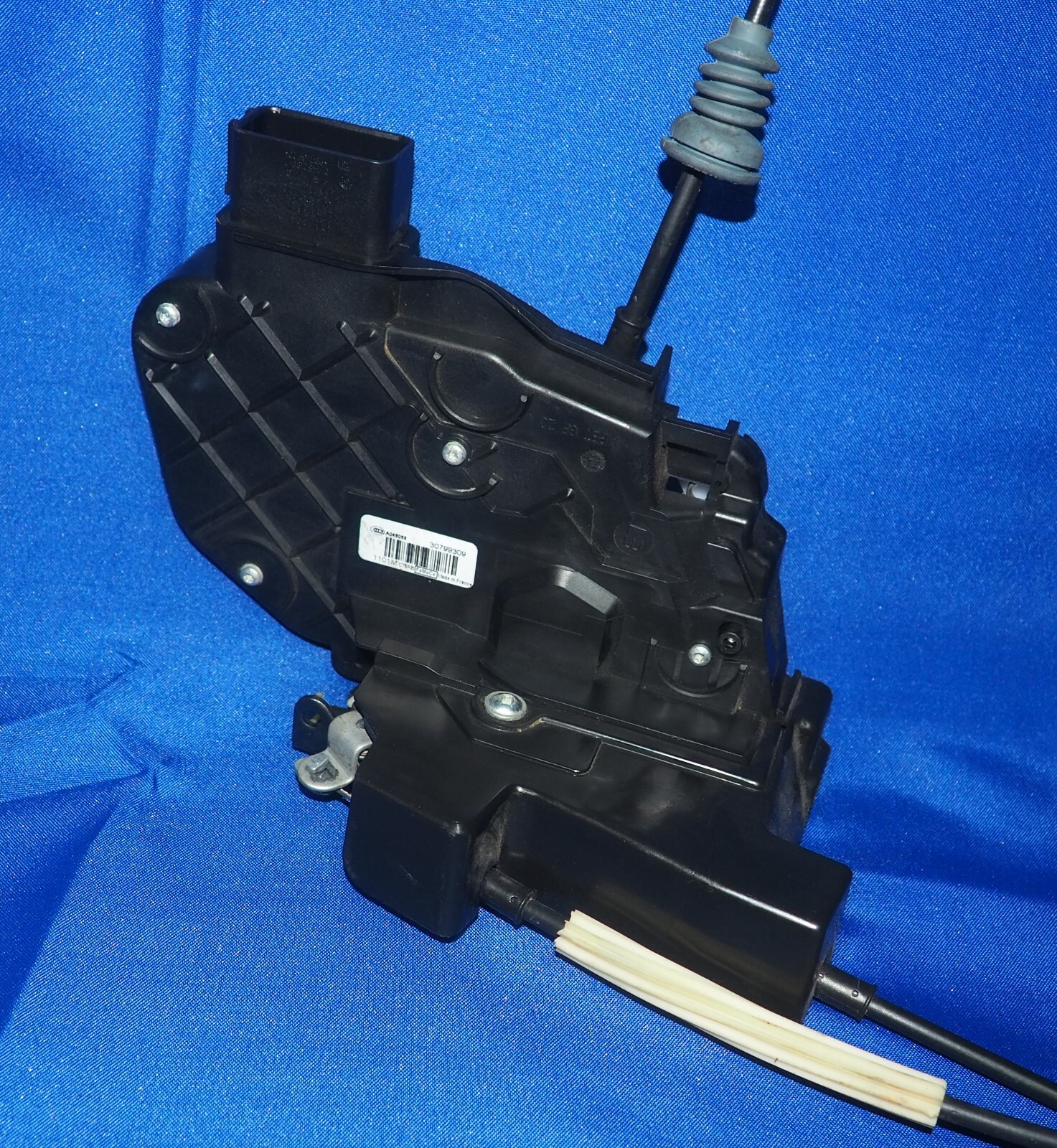 2010-2020 Aston Martin Rapide Front Driver Left Door Lock Latch Actuator OEM