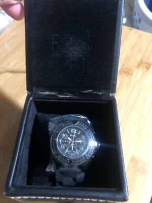 Freelook Authentic Tri Chronograph HA9083CHB-1 Watch Black on Black 100 meters