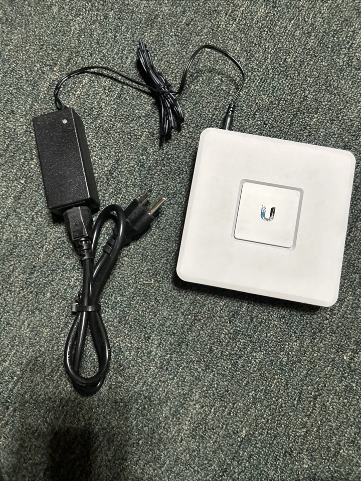 Unifi Security Gateway - Image 3 of 3