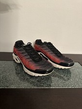 2014 AirMax Tn 7Y Red/white soles.