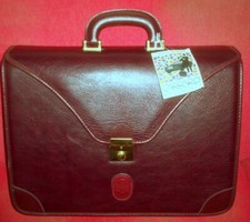 BORSA 24 ORE CARRARO VALIGERIE IN PELLE.