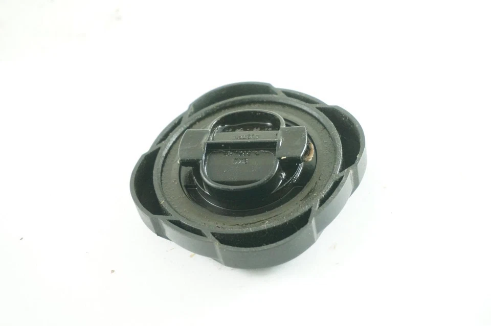 Tapa de llenado de aceite de motor OEM BMW E90 E92 07-11 325i 330i 328i 325xi 330xi 328xi Foto 3 de 4