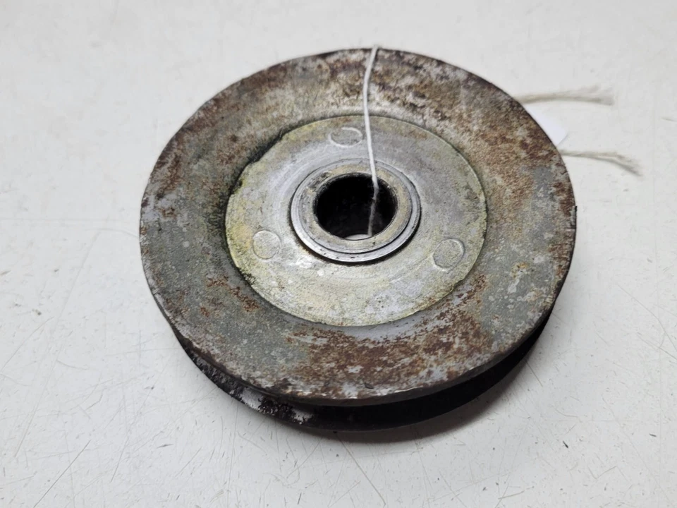 WHEEL HORSE 520-H 109967 DECK SPINDLE PULLEY Foto 2 de 4