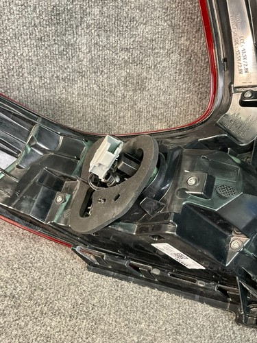 2019-2024 Volvo XC40 Right LED Tail Light 💡 31446791 OEM 🔧 - Picture 14 of 19