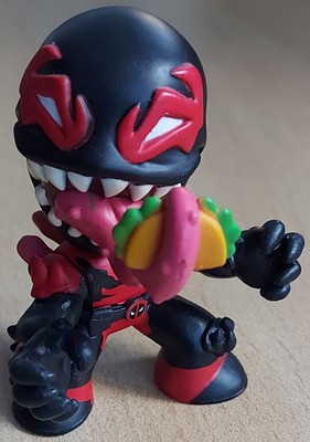 VENOM/VENOMIZED DEADPOOL - FUNKO MYSTERY MINI BOBBLE HEAD (2019) *VGC