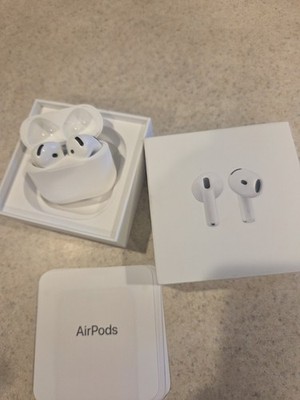 Slightly Used Air Pods 4th Generation