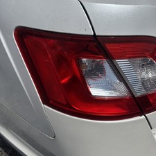 2010 To 2012 Ford Taurus Left Driver Lh Side Tail Light Oem Ab8378 Lk