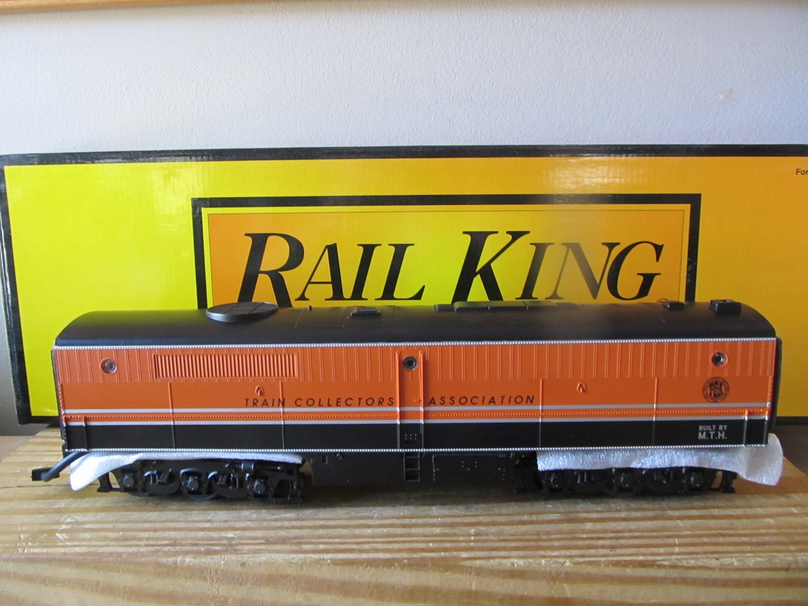 Click here to see eBay Auction