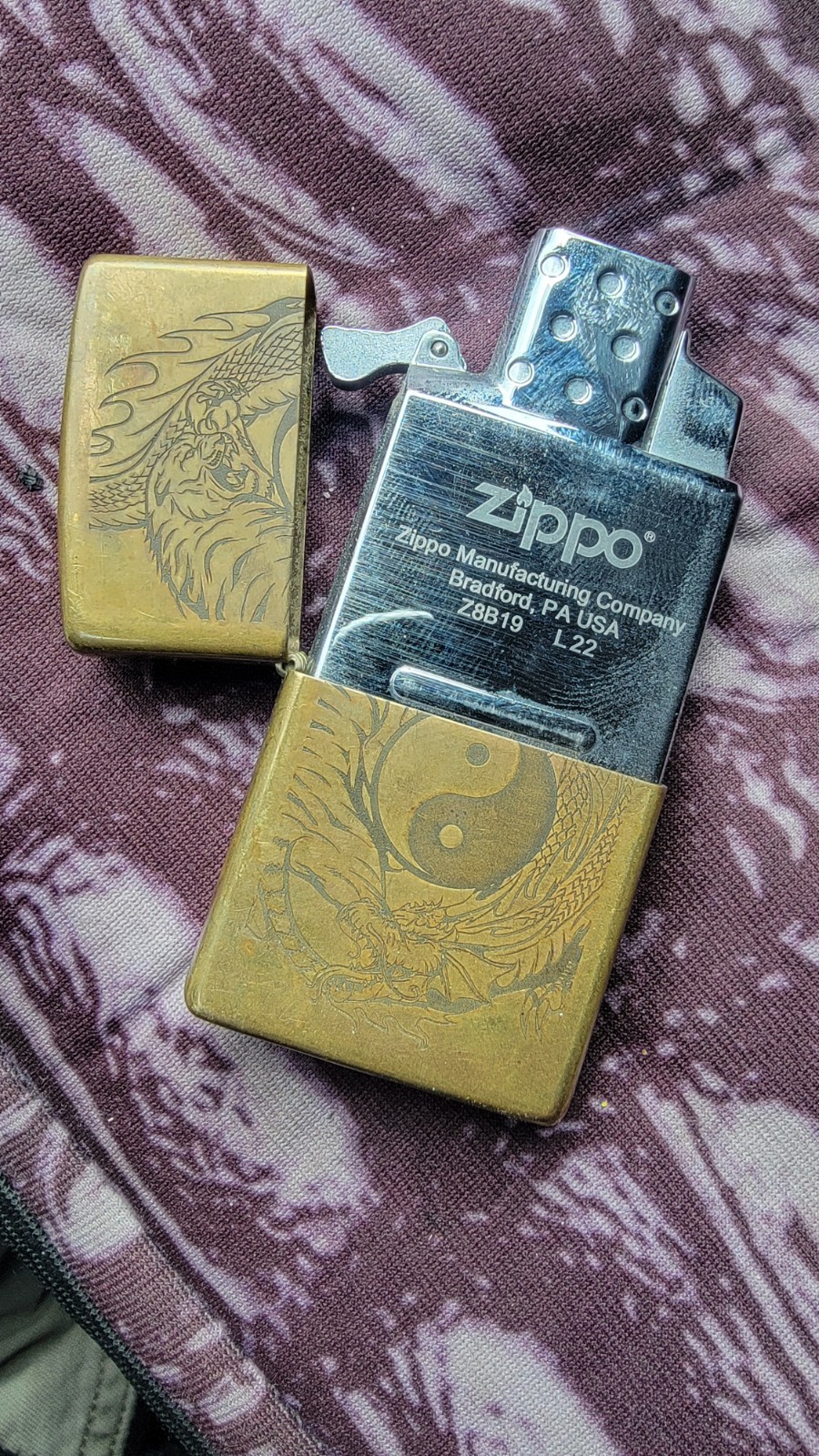 With Engraved Yin & Yang Tiger & Dragon 49024