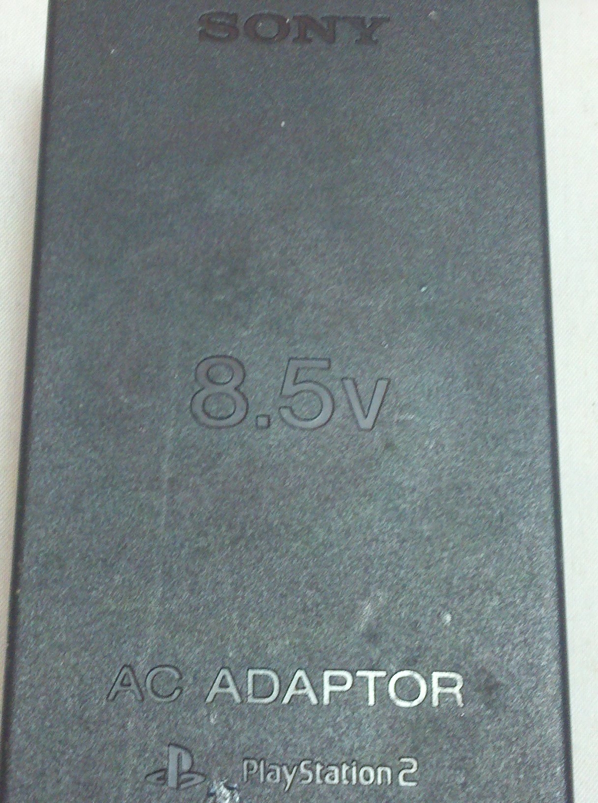 Sony Playstation 2 8.5V AC Adaptor SCPH-79100 and Connecting
