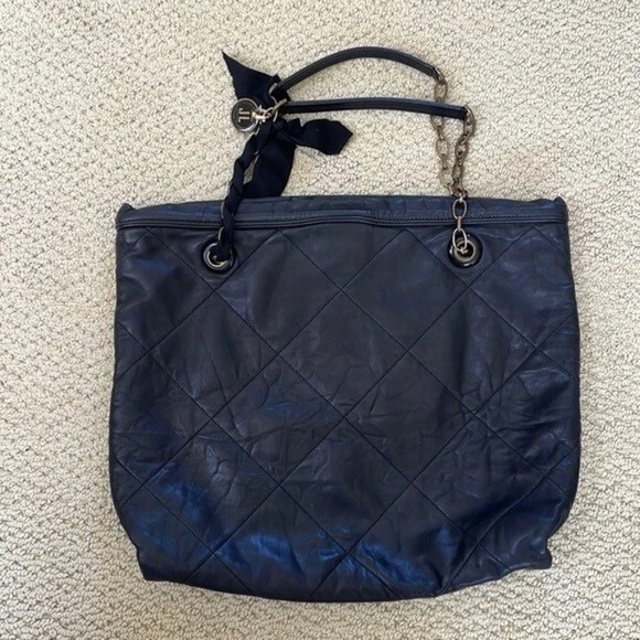 Lanvin — Lanvin lambskin quilted tote Amalia​